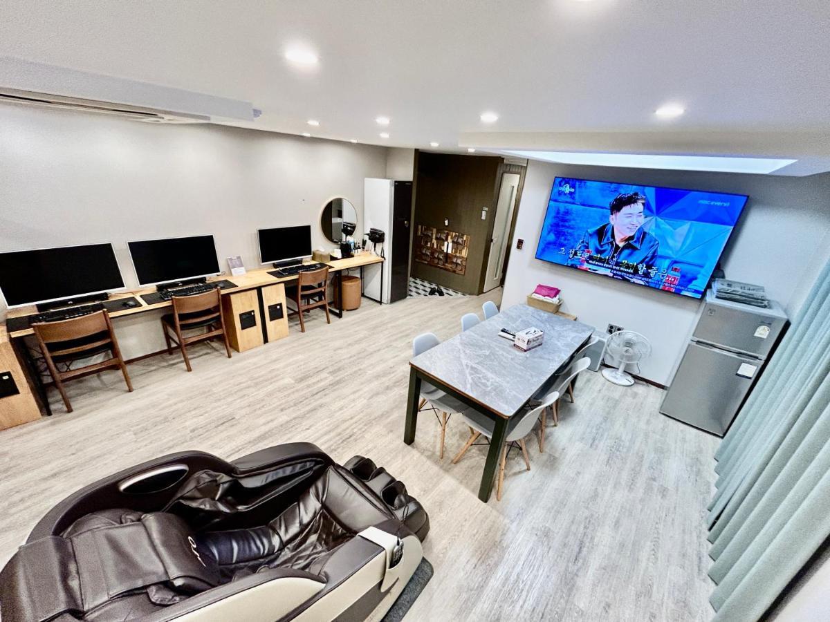גייאונגג'ו Series Hotel מראה חיצוני תמונה