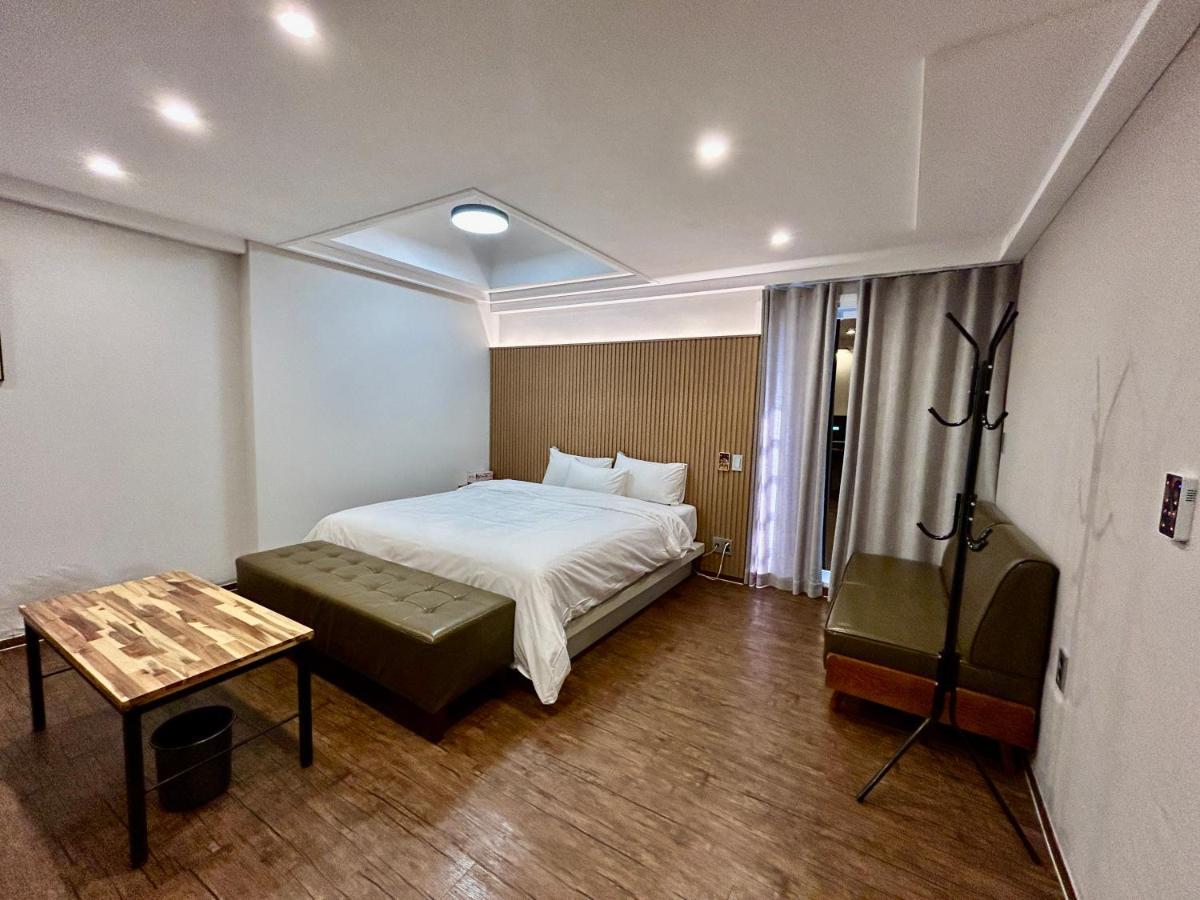 גייאונגג'ו Series Hotel מראה חיצוני תמונה