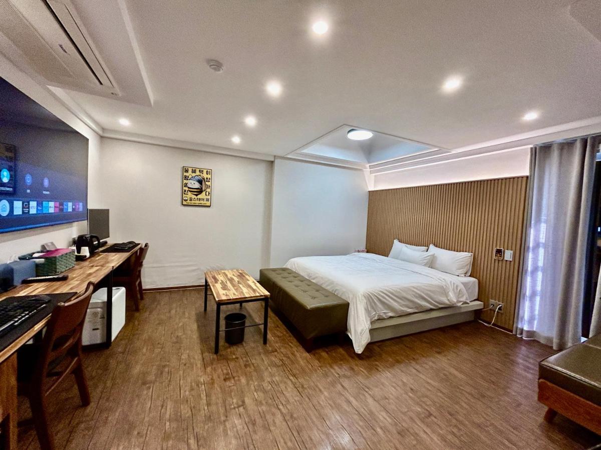 גייאונגג'ו Series Hotel מראה חיצוני תמונה