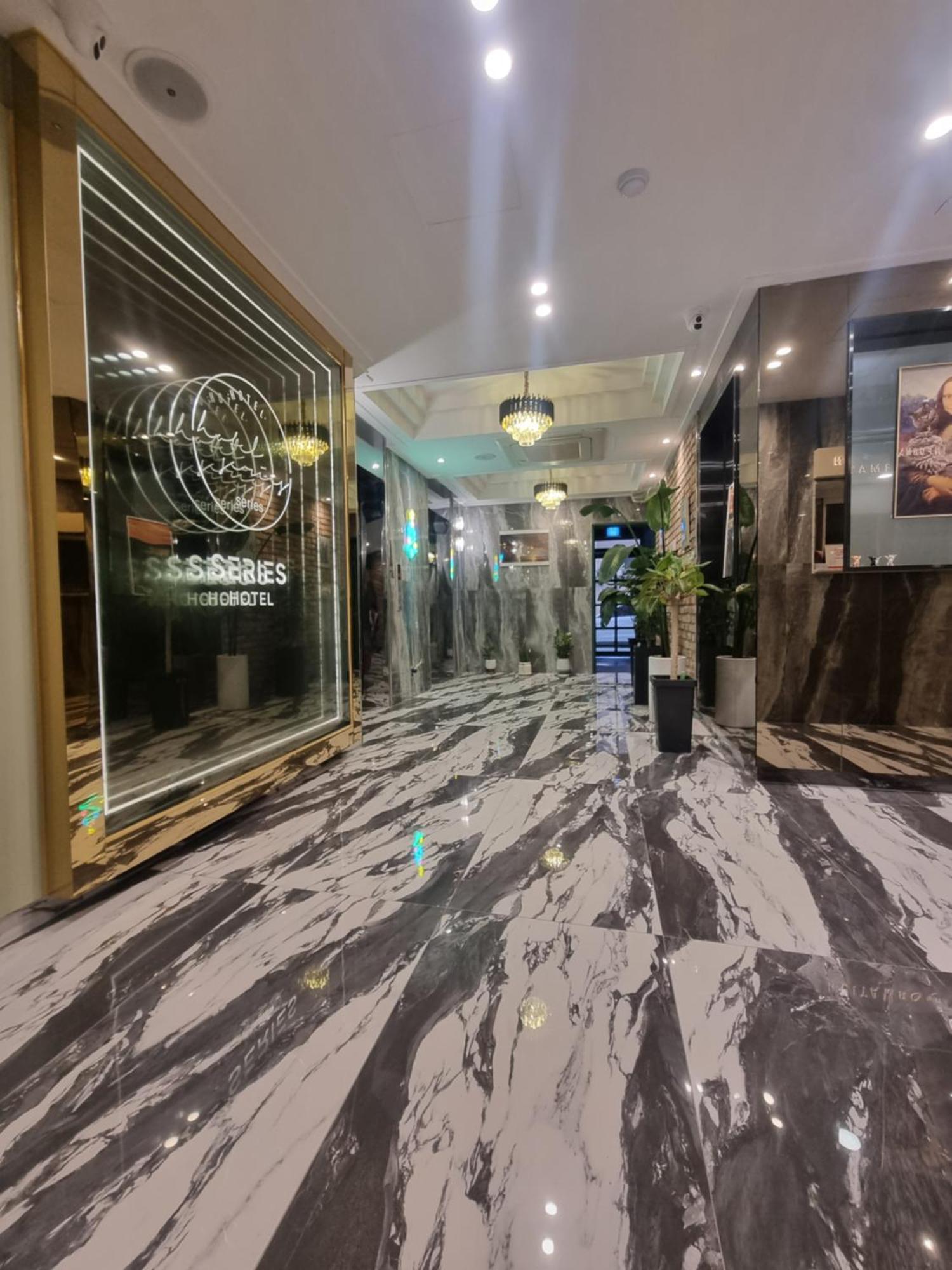 גייאונגג'ו Series Hotel מראה חיצוני תמונה