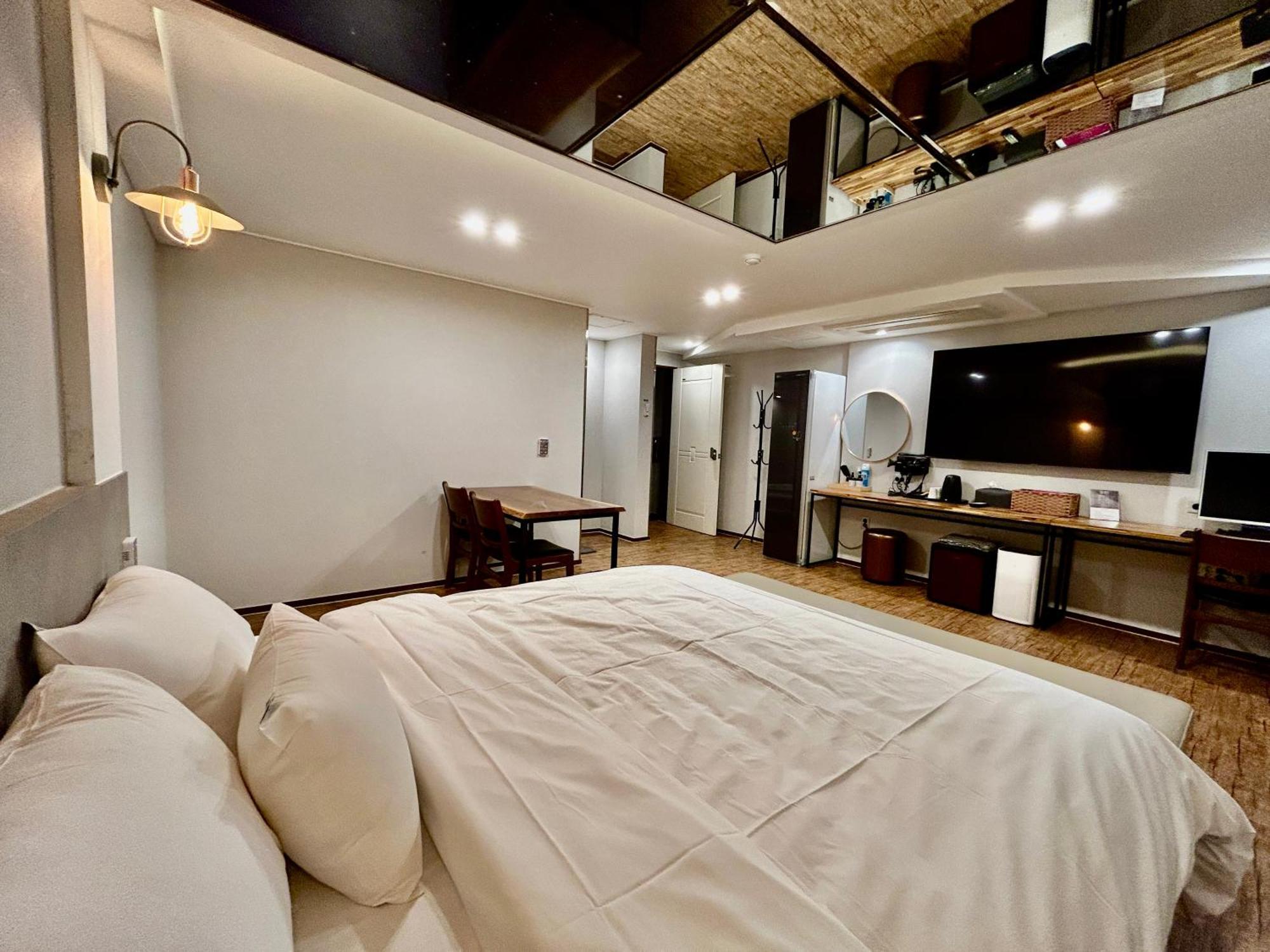 גייאונגג'ו Series Hotel מראה חיצוני תמונה
